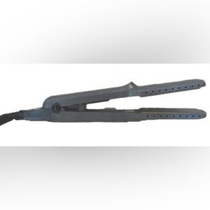 Jose Eber pro series flat iron.